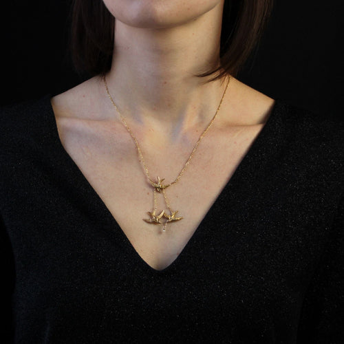 Collier Collier ancien en or hirondelles 58 Facettes 23-365