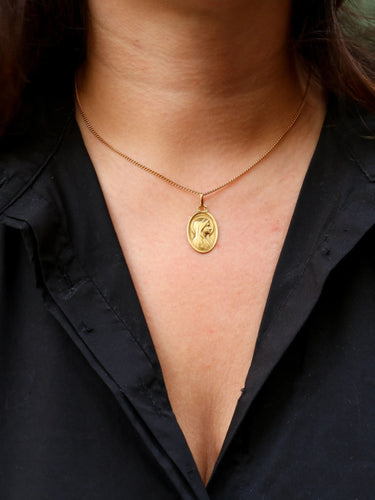 Pendentif PAUL BRANDT - Médaille religieuse or jaune 58 Facettes 804