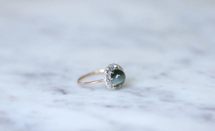 Bague Bague marguerite oeil de chat diamants 58 Facettes