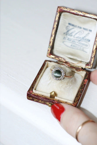 Bague Bague marguerite oeil de chat diamants 58 Facettes
