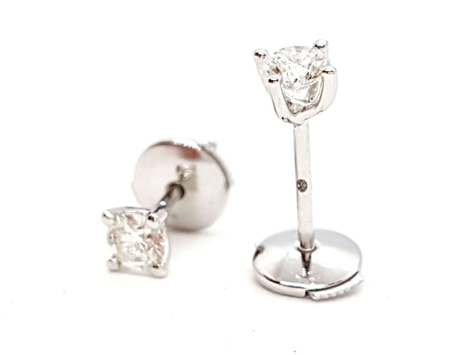 Boucles d'oreilles Boucles d'oreilles Puces Or blanc Diamant 58 Facettes 06426CD