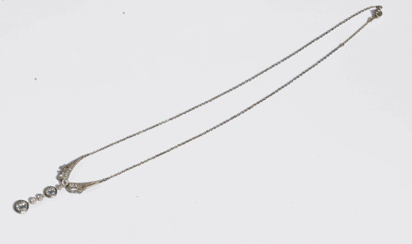 Pendentif Pendentif en platine et diamant 58 Facettes 0