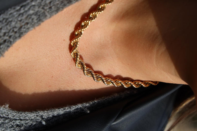 Collier Collier Maille torsadée Or jaune 58 Facettes 1732768CN