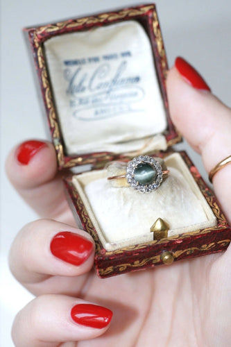 Bague Bague marguerite oeil de chat diamants 58 Facettes