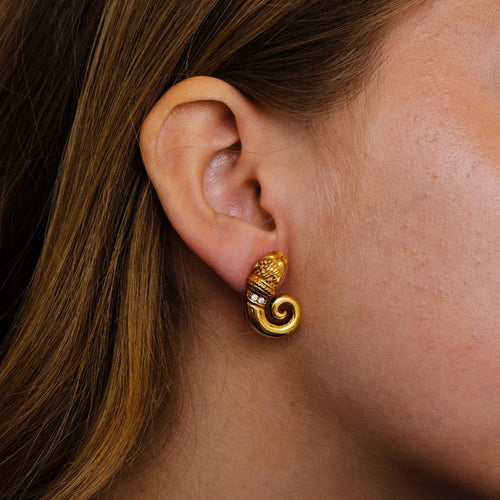 Boucles d'oreilles ZOLOTAS - Clips d'oreilles Chimères Or et Diamants 58 Facettes