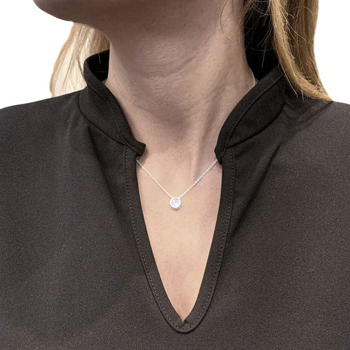 Collier Chaîne et pendentif Chaumet modèle "Anneau" en or blanc, diamant. 58 Facettes 32077