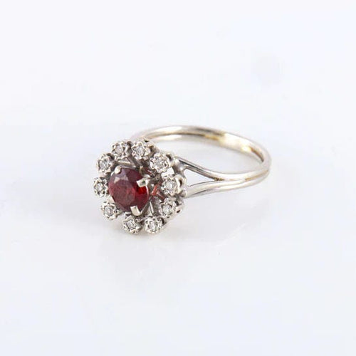 Bague Bague Marguerite Grenat Diamants 58 Facettes