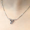 Collier Collier en or blanc diamants et saphirs 58 Facettes 24336