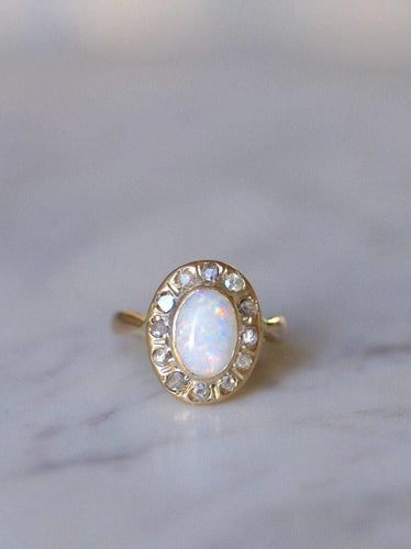 Bague Bague de fiançailles opale entourage diamants 58 Facettes