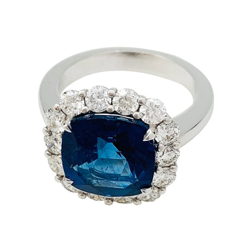 Bague 53 Bague à entourage saphir 6,11 carats, diamants. 58 Facettes 31035
