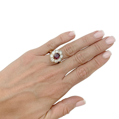 Bague 56 Bague pompadour rubis, diamants, or jaune. 58 Facettes 31967