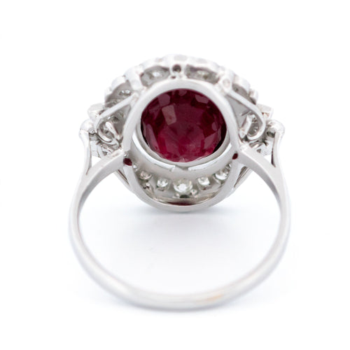 Bague 55.5 Bague rubis entourage diamants 58 Facettes 71B6100F25574B948979BEE5BAEE5E92