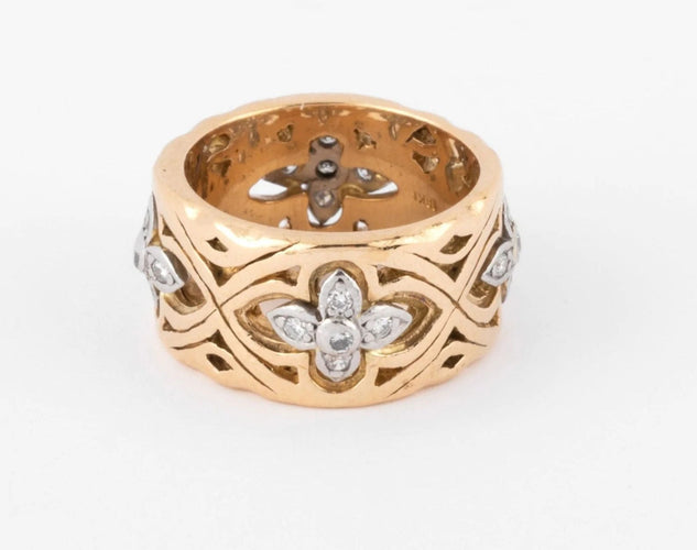 Bague Bague Motifs fleurs Or Jaune Ciselé 58 Facettes