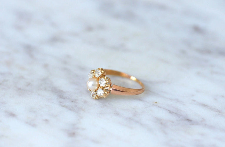 Bague Bague marguerite perle fine et diamants 58 Facettes