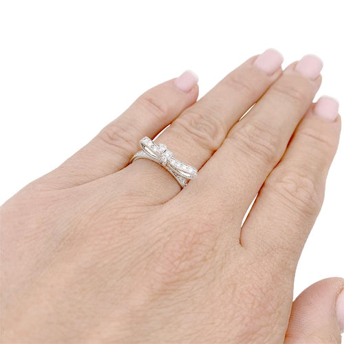Bague 51 Bague Dior, "Petit Tralala", or blanc et diamants. 58 Facettes 33131