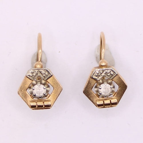 Boucles d'oreilles Dormeuses Art Déco Motif Hexagonal 58 Facettes