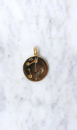 Pendentif Médaille astrologique gémeaux Or et Diamants 58 Facettes