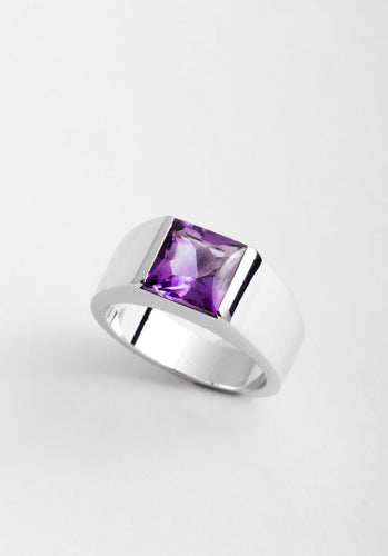 Bague 53 Bague CARTIER Tank Améthyste Or Blanc 750/1000 58 Facettes 64610-60757