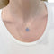 Collier Collier Van Cleef & Arpels, Vintage Alhambra, or blanc, calcédoine. 58 Facettes 32417
