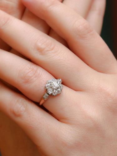 Bague Bague marguerite ancienne diamants 58 Facettes J126