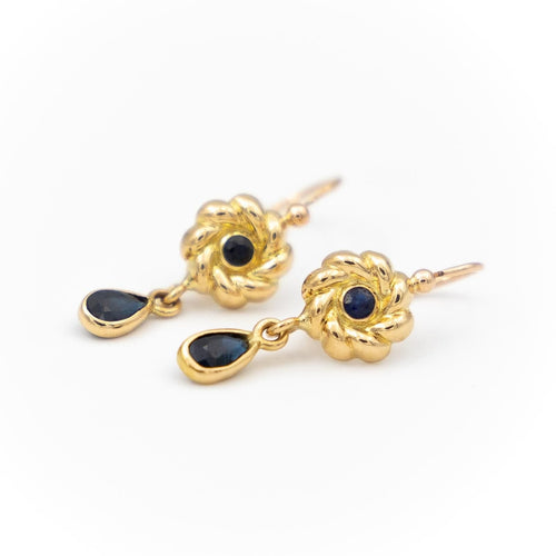 Boucles d'oreilles Boucles d'oreilles dormeuses Or jaune Saphir 58 Facettes 1883903CN