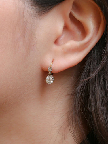 Boucles d'oreilles Boucles d'oreilles dormeuses 2 Ors et Diamants 58 Facettes J264