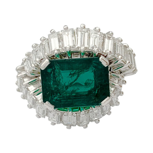Bague 54 Bague émeraude or blanc, diamants. 58 Facettes 32023