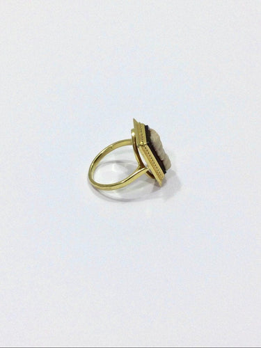 Bague Bague en Or jaune & camée 58 Facettes