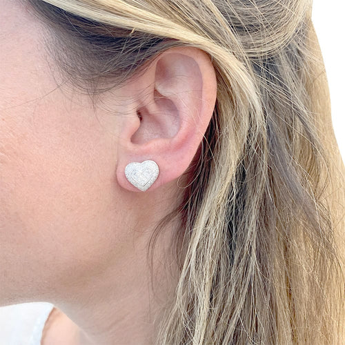 Boucles d'oreilles Boucles d'oreille "Coeur" or blanc, diamants. 58 Facettes 32876