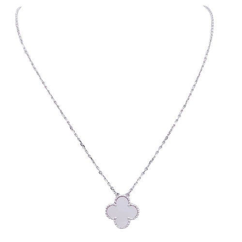 Collier Collier Van Cleef & Arpels, "Vintage Alhambra", en or blanc, nacre. 58 Facettes 32277
