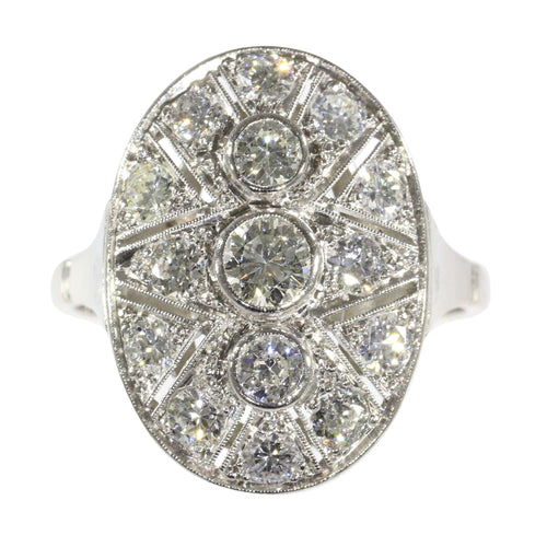 Bague 58 Romance éternelle : bague Art Déco en platine et diamants des années 1950 58 Facettes 24002-0085
