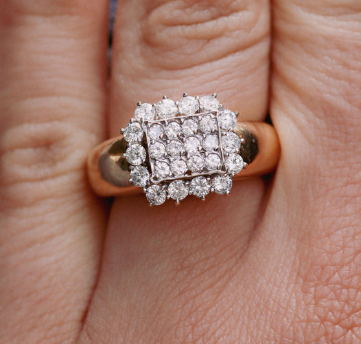 Bague Bague en or jaune et diamants 58 Facettes 5562