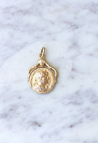 Pendentif Médaille pivotante pièce romaine or 58 Facettes