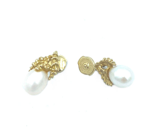 Boucles d'oreilles GILBERT ALBERT. Boucles d’oreilles or jaune et perles 58 Facettes
