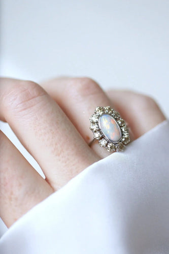 Bague Bague marguerite opale entourage diamants 58 Facettes