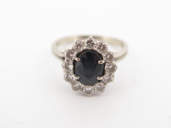 Bague 52 bague marquise t52 sertie saphir 1.5ct & 12 diamants or blanc 18k sapphire 58 Facettes 252155