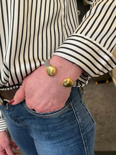 Bracelet Bracelet manchette en or jaune 58 Facettes 062351