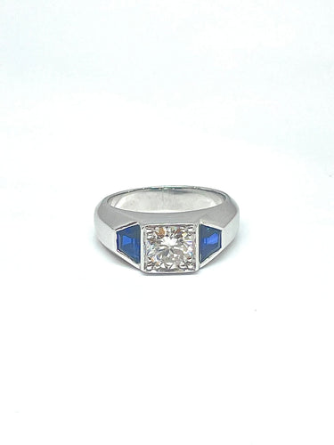 Bague Chevalière or blanc diamant 0,92 carat saphirs synthétiques 58 Facettes