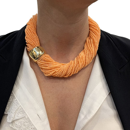 Collier Collier Van Cleefs & Arpels en or jaune et corail. 58 Facettes 30857