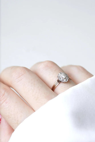 Bague Bague marguerite ancienne diamants 58 Facettes