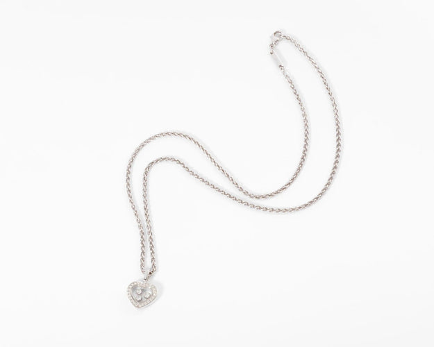Pendentif Un pendentif or gris signé de la maison Chopard 58 Facettes
