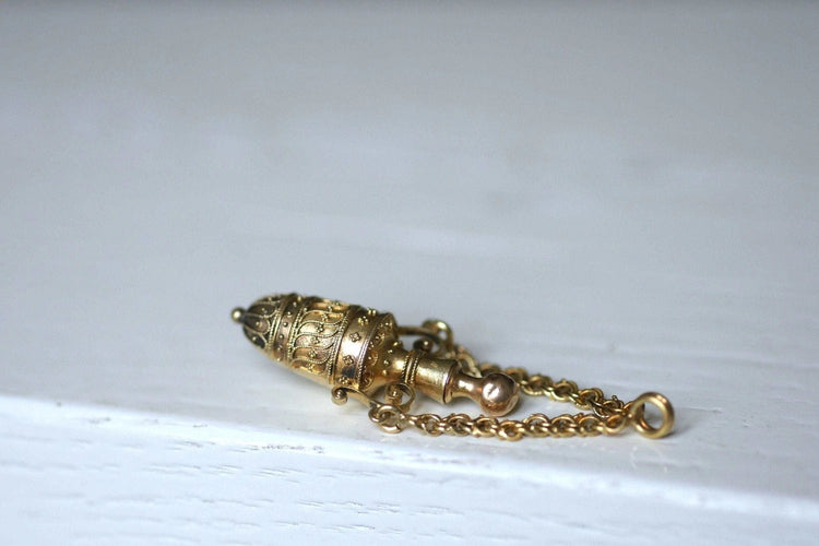 Pendentif Pendentif flacon à sels amphore en or 58 Facettes