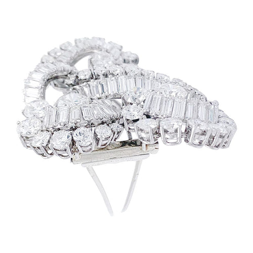 Clip Clip J.Lacloche, "Volutes", platine, or blanc, diamants. 58 Facettes 32373