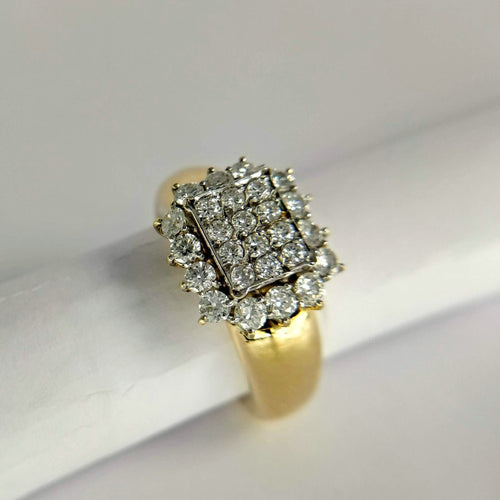 Bague Bague en or jaune et diamants 58 Facettes 5562
