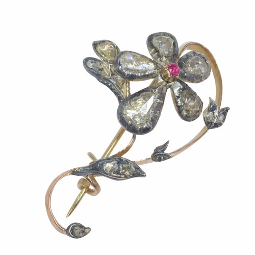 Broche Broche branche fleurie, diamants 58 Facettes 23031-0050