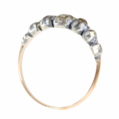 Bague 58 Murmures du passé : une bague baroque en diamant de 1700 58 Facettes 23331-0140