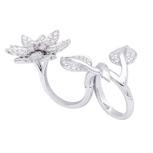 Bague 53 Bague Van Cleef & Arpels "Lotus" or blanc, diamants. 58 Facettes 33557