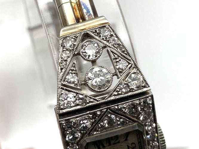 Montre Montre Art Déco diamants 2.44 cts 58 Facettes 07/07 - 16