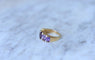 Bague Bague jarretière améthystes et diamants 58 Facettes