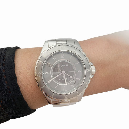 Montre Montre Chanel, "J12 Chromatic". 58 Facettes 31382
